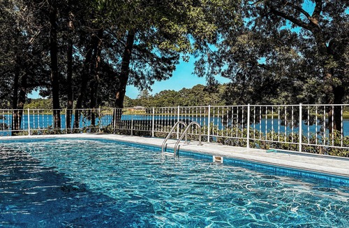 Lone Star House | The Hap Haven- a Charming Lakefront Retreat in East Texas - Perfect Getaway!