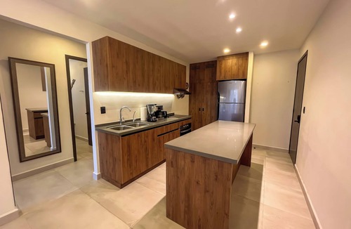 Crucecita Apartment | The heart of Santa Cruz steps from the beach!