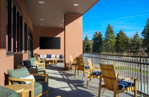 Carbondale Hotel | The Hoffmann Hotel Basalt Aspen Tapestry Collection Hilton