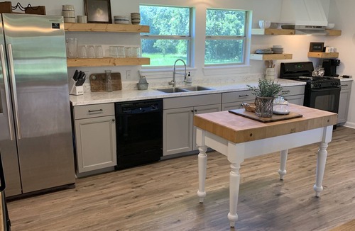 Montgomery House | The Little White Farmhouse (2 Private Acres)
