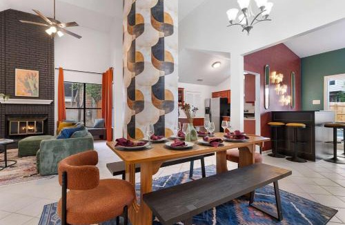 Wells Branch House | The Lone Star Oasis - Pool Karaoke & Game Room