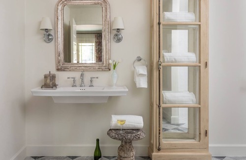 Montrose Hotel | The Marlene Inn