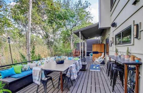 Greater South River City House | The Novel Retreat