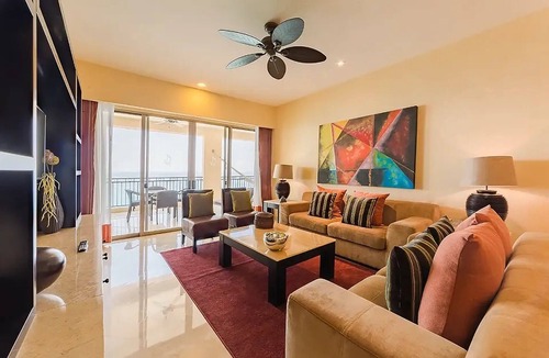 Amapas Resort | The One Bedroom Suite offers an inviting sanctuary with comfort and tranquility.