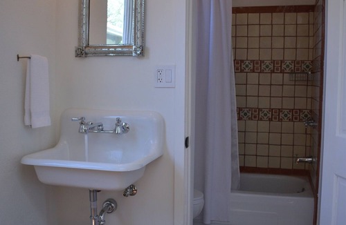 Downtown Santa Fe Hotel | The Parador | Farmhand 2 | Downtown