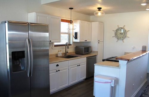 San Luis House | The Pelican Pass - awesome VIEWS, pet-friendly!