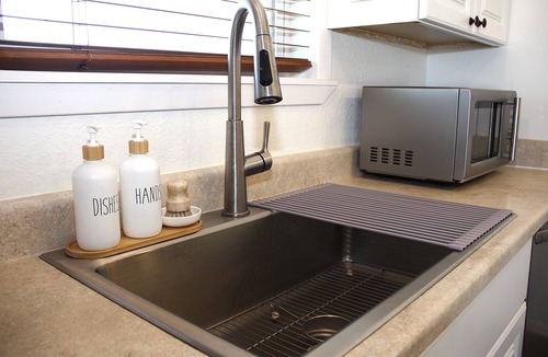 San Luis House | The Pelican Pass - awesome VIEWS, pet-friendly!