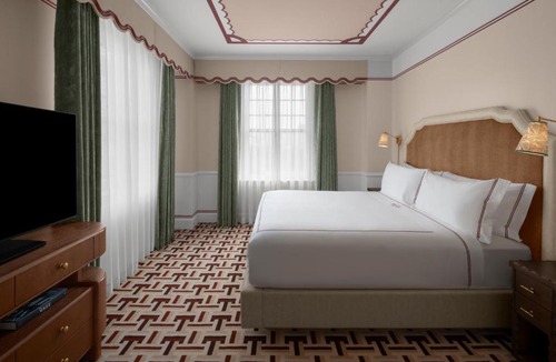 Uptown Hotel | The Stoneleigh, Autograph Collection