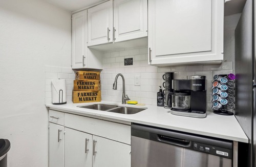 Vickery Meadow Apartment | The Sutton 163 I Spacious 1 Bed 1 Bath