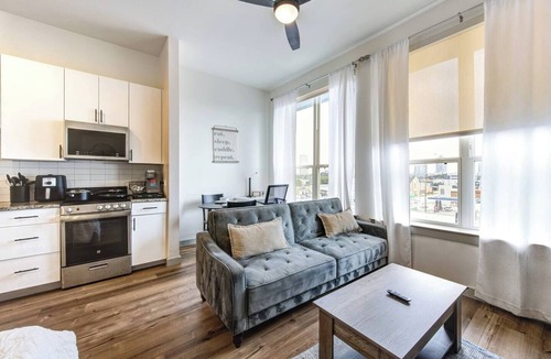 Washington Ave./ Memorial Park Apartment | This inviting living space is the perfect spot to relax and unwind