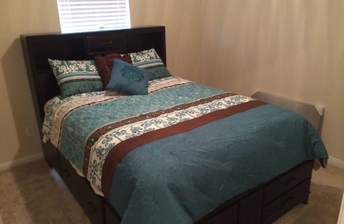 Heaker House | This Super bowl property is only 10 minutes from NRG stadium!