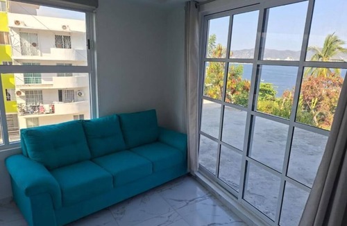 Caleta Hotel | Tonys Place