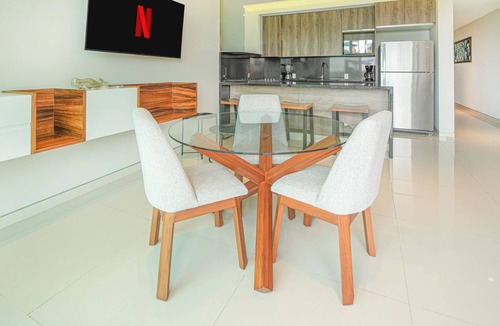 Colonia 5 de Diciembre Apartment | Torre Ku Rooftop Pool with Ocean Views