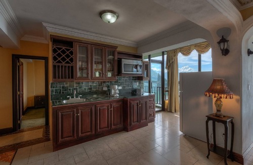Panajachel Hotel | Torres de Atitlan