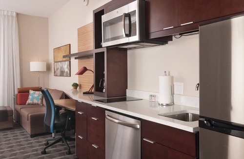 Milton Hotel | TownePlace Suites by Marriott Lafayette South