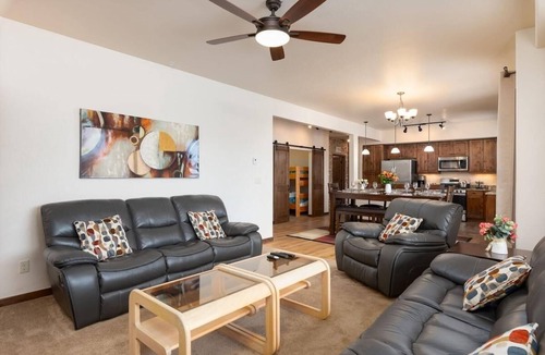 Winter Park Condo | Trailhead 211 shared hot tub