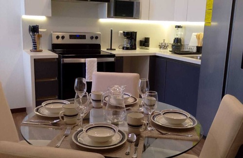 Zona 10 Apartment | Tranquil 3-bedroom apartment with fitness room and pool in Ciudad de Guatemala
