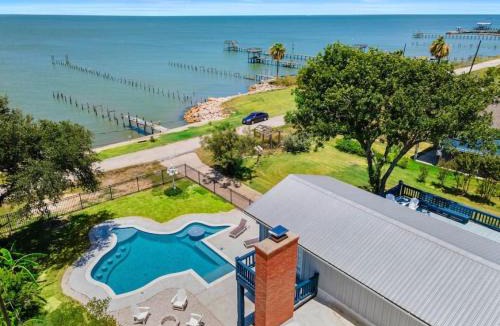 Dickinson House | Tranquil Home with Private, Texas-Shaped Pool