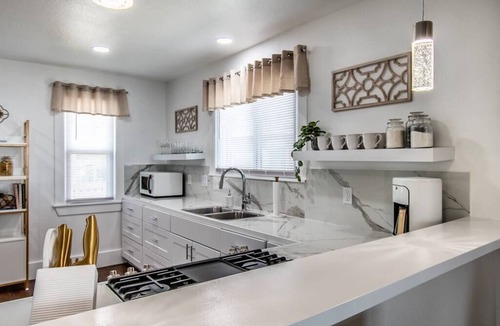 Del Mar House | Tranquil Terrace - Whole Duplex