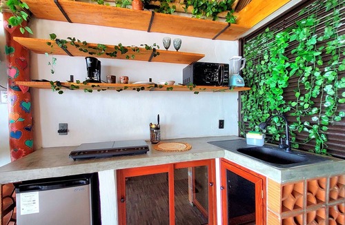 Colonia 5 de Diciembre Apartment | Tree-House Apt with Panoramic Ocean View+Pool+Steps to Beach & Malecon/Boardwalk