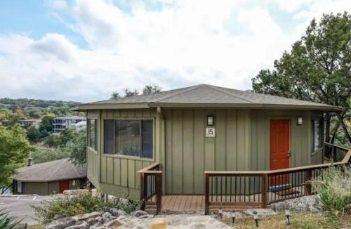 Lakeway Apartment | Tree House on Lake Travis #15