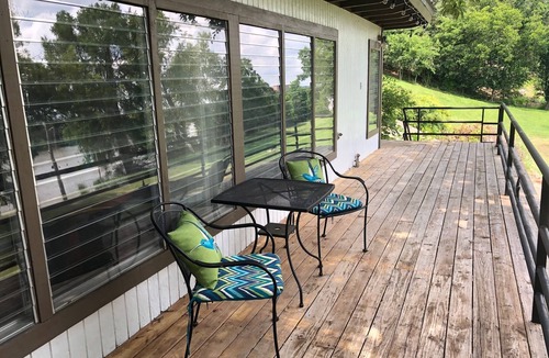 Kerrville Cabin | Treehouse on Guadalupe River Riverfront Cabin
