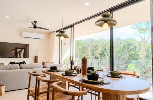 Playa Paraiso House | Tropical 2 Bedroom | Private Balcony & Rooftop | Casago