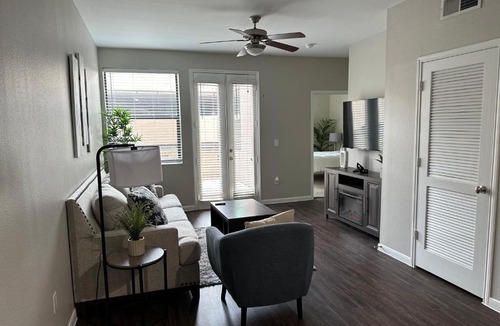 Memorial Apartment | Two Bedroom apt City Center