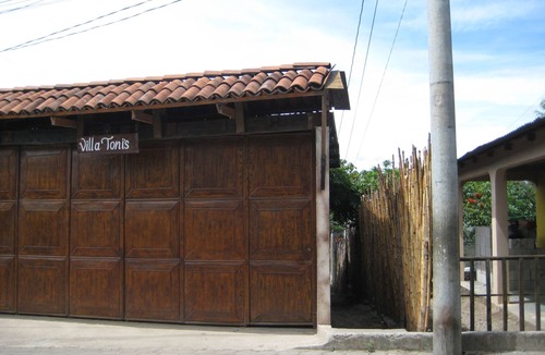 San Pedro La Laguna Cabin | Tzikin Jaay (Birds House)