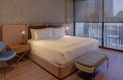 Colonia Cuauhtemoc Hotel | Ubicuo Mexico City