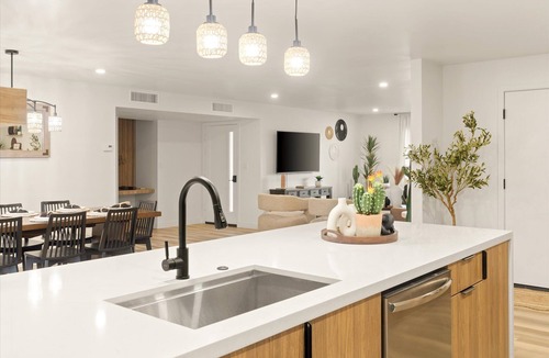Tempe House | Ultimate Getaway, Pool, Hot Tub & Mini Golf