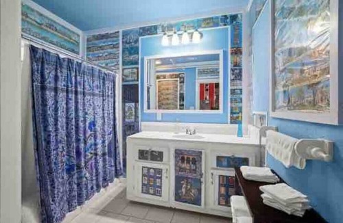 Liberty Hill Hotel | Unit 3 Whimsical 2 bedroom at River Ranch Inn