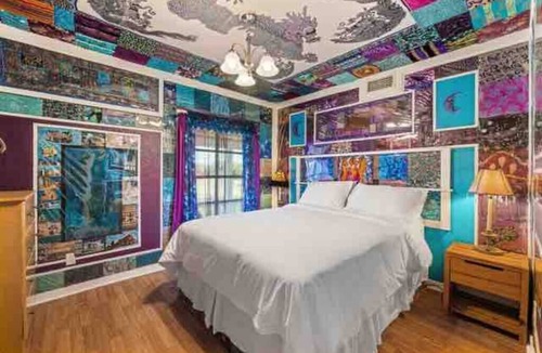 Liberty Hill Hotel | Unit 4 Unique 2-Bedroom Near the River!
