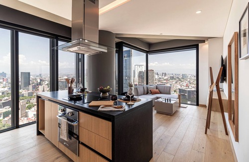 Reforma Hotel | University Tower Kukun Apartments