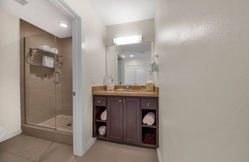 South Padre Island Hotel | Upper Level Unit + Access to Infinity Pool