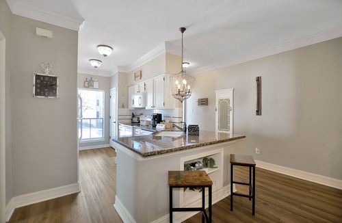 April Sound Condo | Upscale Escape on Lake Conroe in April Sound! “On Lake Time” 3-2 on First Floor!