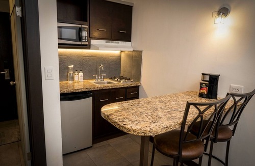 Ciudad Juarez Hotel | Vacation Rentals María Bonita