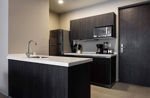 Monterrey Apartment | Valle Poniente, La Huasteca Views, Gym & Pool