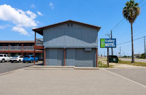 Central City Hotel | Valley Motel Corpus Christi Near Airport I 37