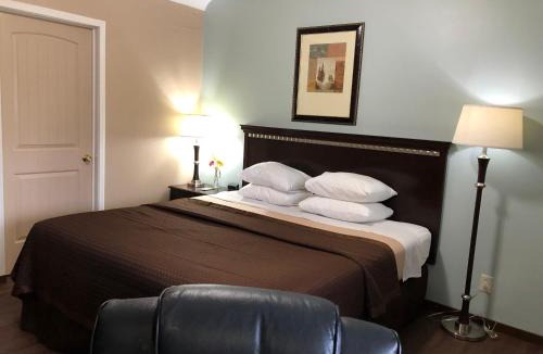 Bethel-Danebo Hotel | ValueInn Eugene - Airport