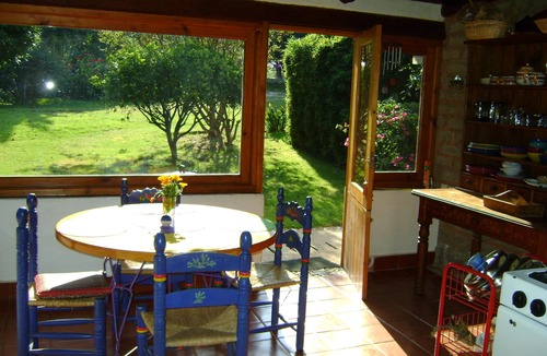 Valle de Bravo House | venue&Home w/bungalow & cabin. Mountain views, indoor pool & soccer field