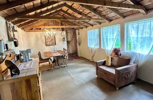 Gardiner Cabin | Very rustic 1900's cabin. Unique 2 room 2 queen + shack @LittleTrailCreekCabins
