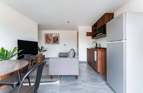 Santa Maria la Ribera Apartment | VH | Nice Apt Sta Ma la Ribera | gym+balcón | 331