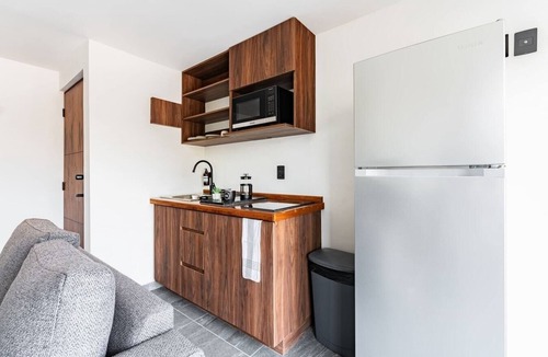 Santa Maria la Ribera Apartment | VH | Nice Apt Sta Ma la Ribera | gym+balcón | 331
