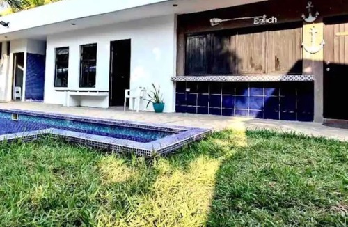 Puerto San Jose House | Villa Aster - Four Bedroom House, Sleeps 14