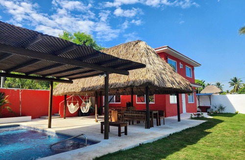 Monterrico House | Villa Claudias