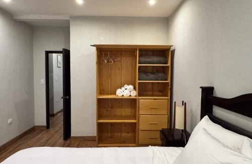 Panajachel Villa | Villa de las aves with Lake Access