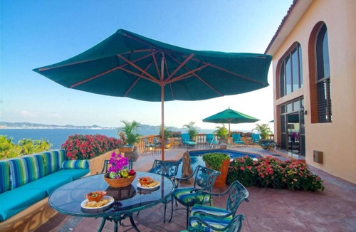 La Punta House | Villa easy access to private beach stunning views
