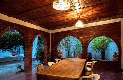 Mascota House | Villa Flores
