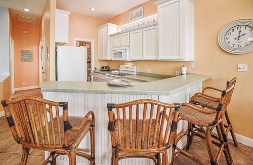 Port Aransas House | Villa Laguna | Pools + Boardwalk + Pet Friendly